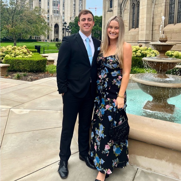 Lulus gown - Picture 5 of 5